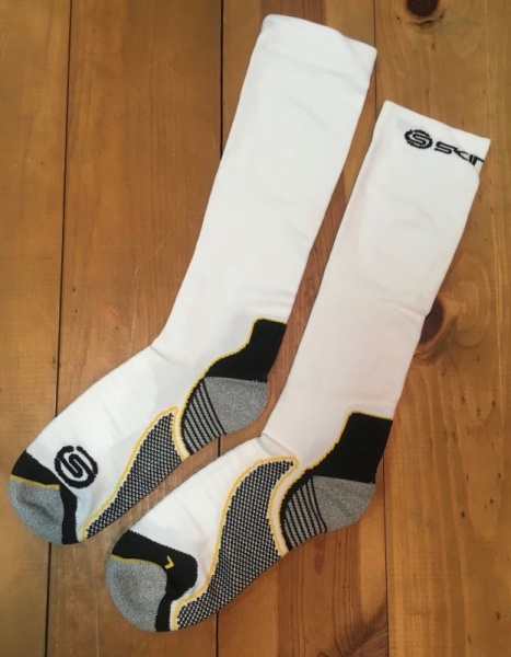 画像2: SKINS Essentials Compression Socks 『 Active 』 White 【運動時向け】